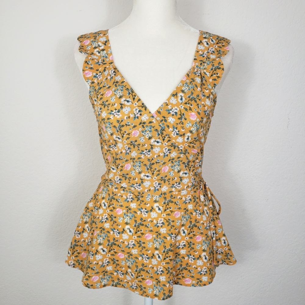 Monteau Los Angeles floral wrap around tank top size small
